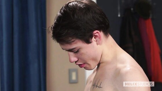 Noahs First Time Topping Gay