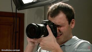 Wife makescuckold sucking big cock