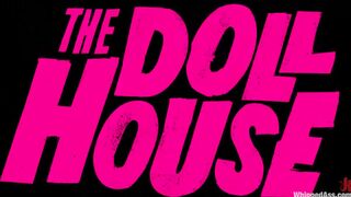 Sinn Sage And Ella Darling In The Doll House