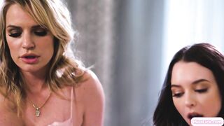 Teen babe masturbating with her stepmom