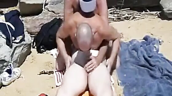 Threesome Fun on the Beach with Hung Amateurs