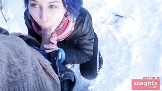 Teen Schoolgirl Gives Risky Public Blowjob in the Park