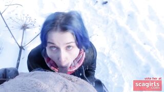 Teen Schoolgirl Gives Risky Public Blowjob in the Park