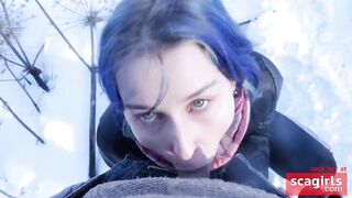 Teen Schoolgirl Gives Risky Public Blowjob in the Park