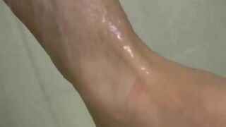 Hairy Amateur Adult Video - Shower Softcore Fingering