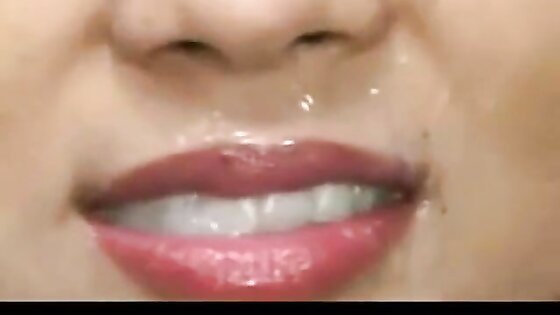 Bukkake Miyu: Japanese Amateur Covered in Cum