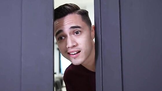 Fucking My Stunt Stepmom