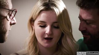 Teen gets uncomfortable by her neighbors