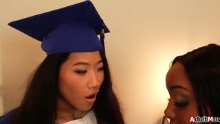 I get my bbc sucked at graduation party