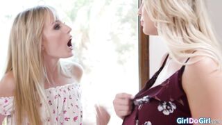 Now show stepmommy how you lick a pussy