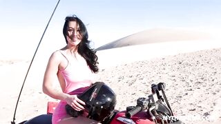 Showing amazing ass in the desert then picking up lucky dude for dick