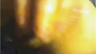 Webcam show with pretty rosebud