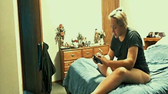 spying on my mom's masturbation break